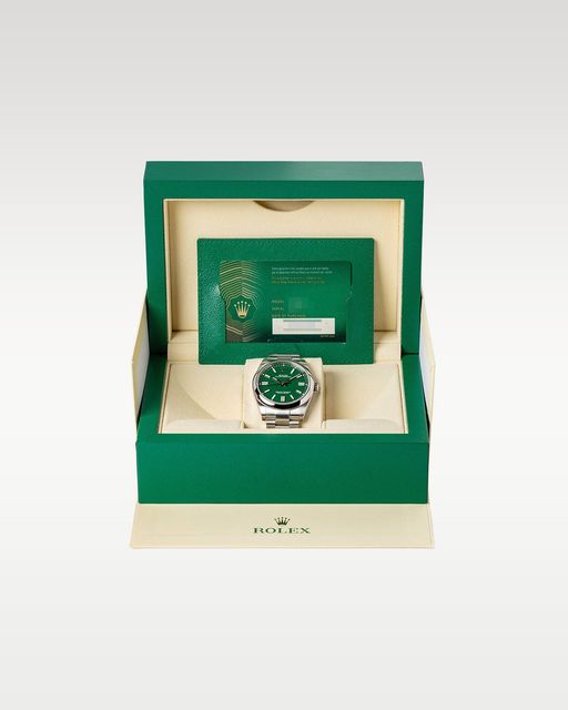 Rolex Oyster Perpetual 124300 Image 5
